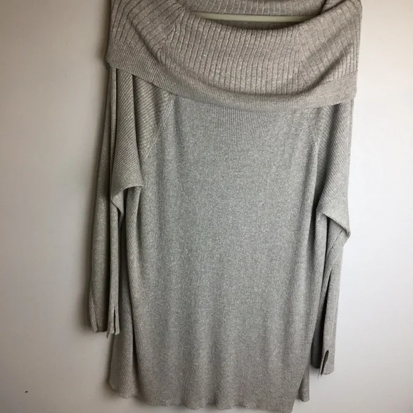 Silver Threaded Sweater - Picture 1 of 2
